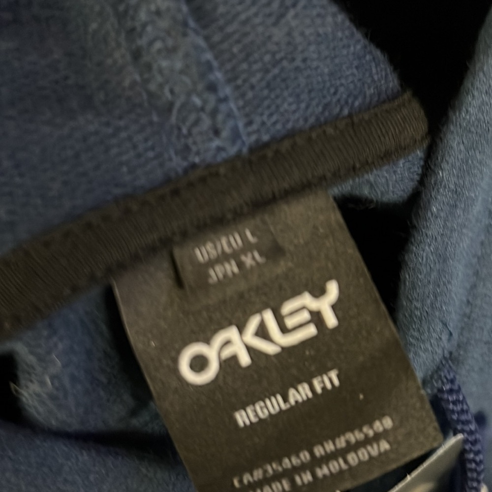 NWT Oakley Hoodie - Picture 6 of 9